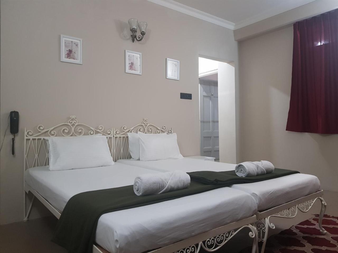 Rockski Boutique Bed & Breakfast ชิลลอง ภายนอก รูปภาพ